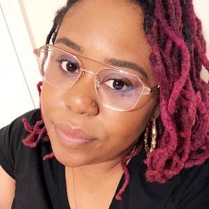 Meet your Posher, Tiffany